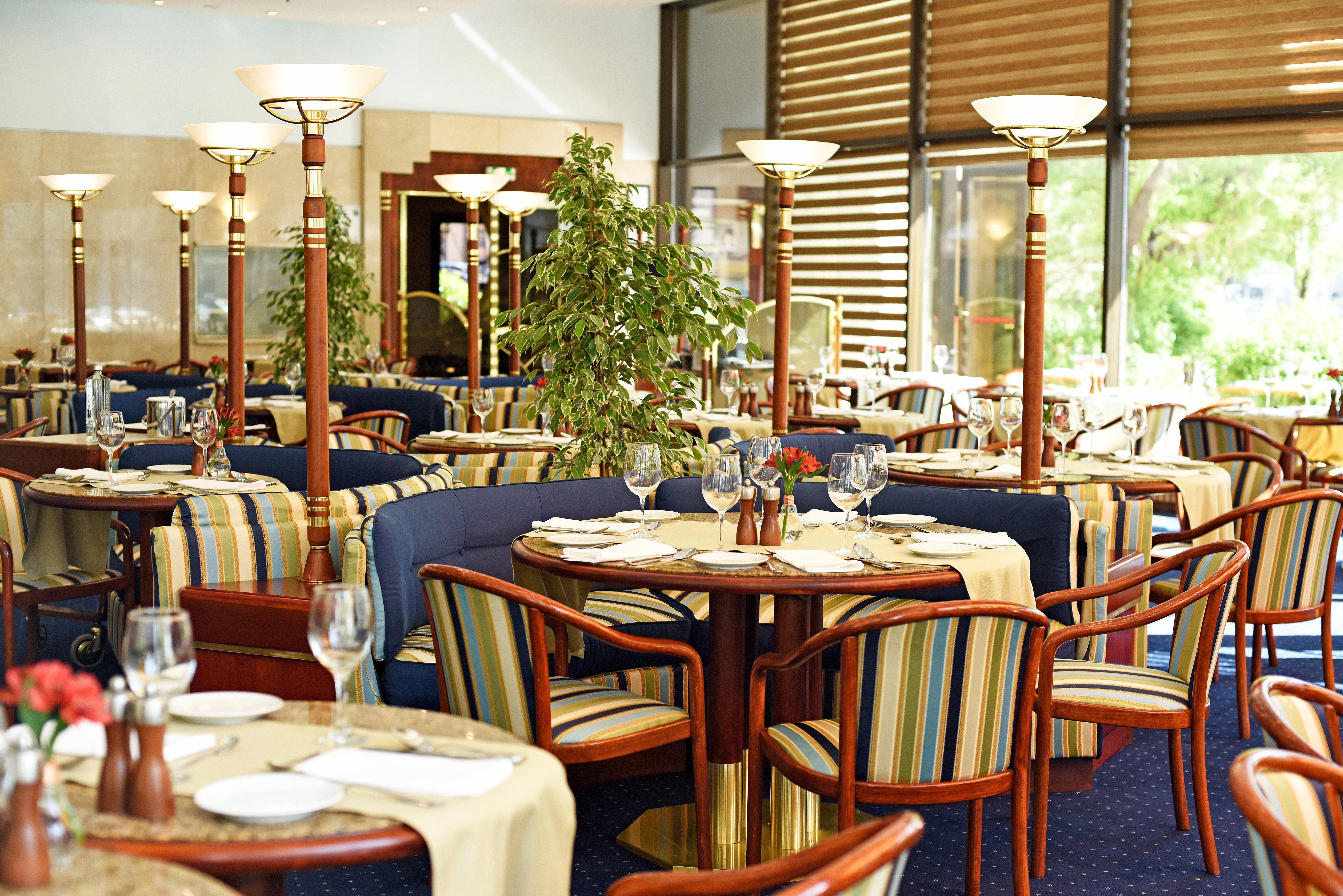 Grand Hotel 부쿠레슈티 외부 사진 Restaurant