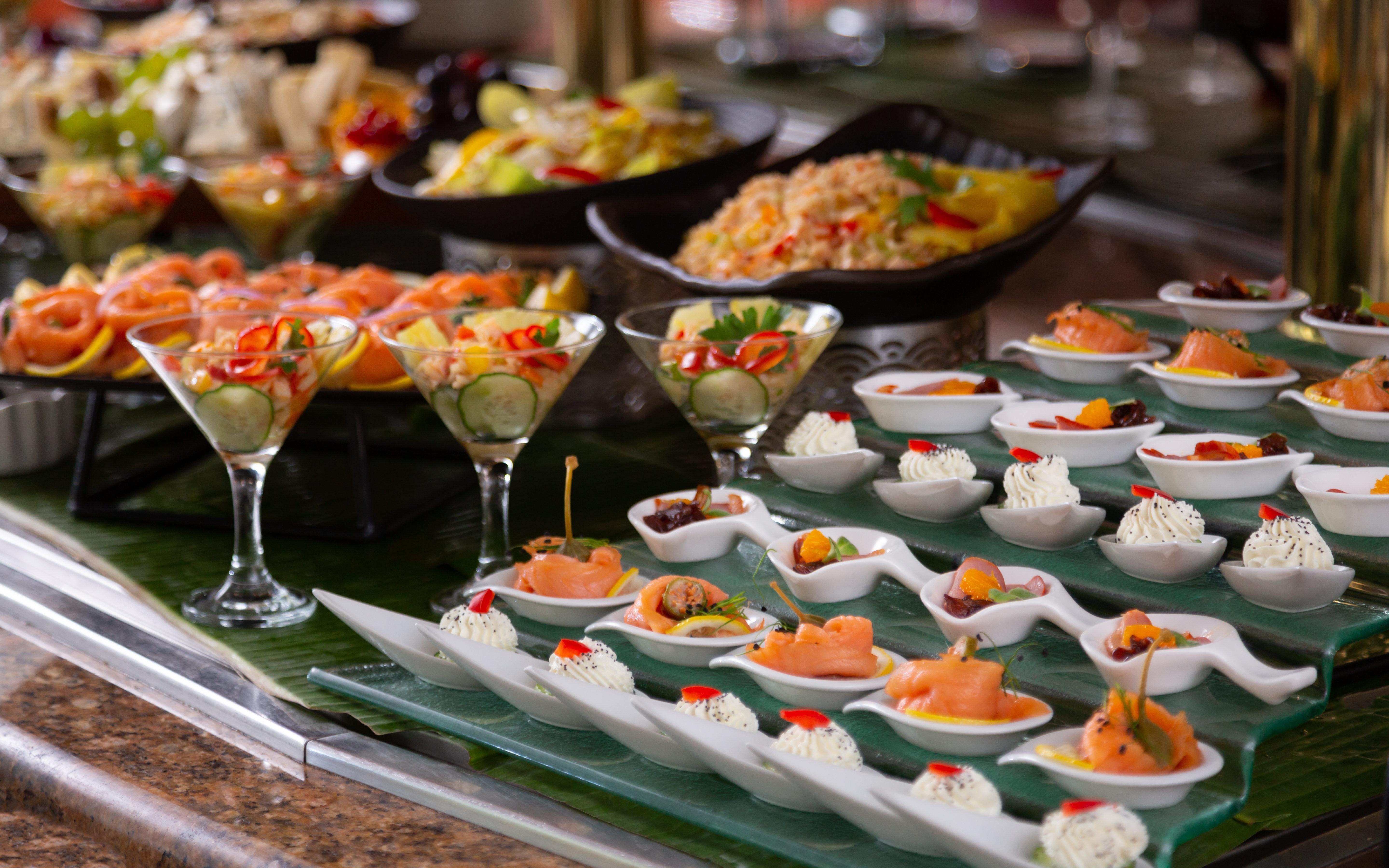 Grand Hotel 부쿠레슈티 외부 사진 A buffet of hors d'oeuvres